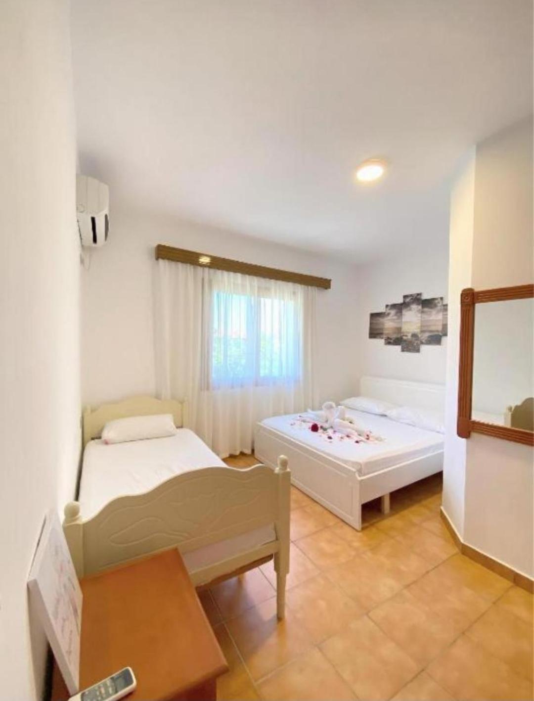 Arlind'S Apartaments Vlorë Exterior foto